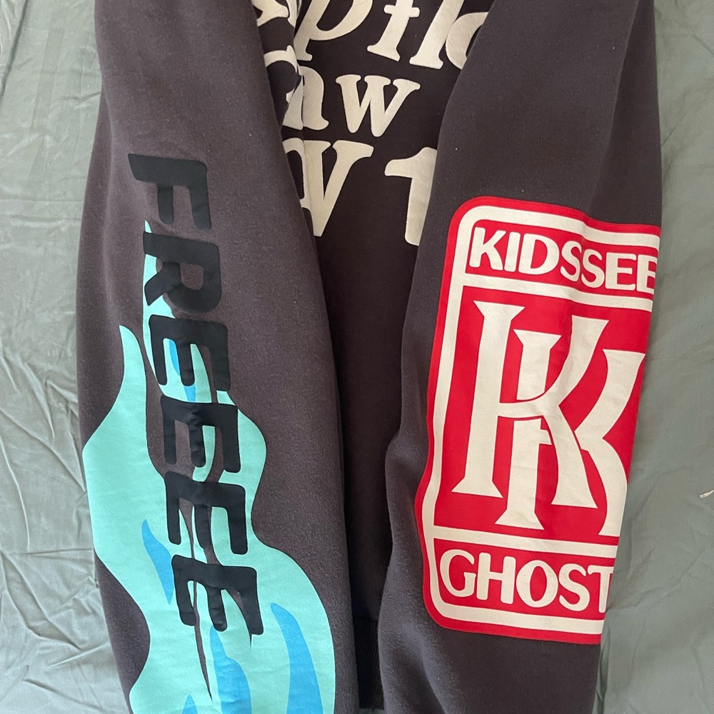Lucky me I see ghosts Kanye hoodie